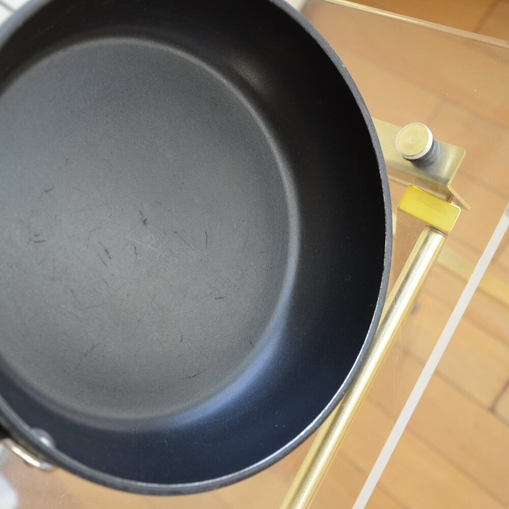 All Clad HA1 Expert Cookware, Nonstick Fry Pan 8 inch - Picture 8 of 12
